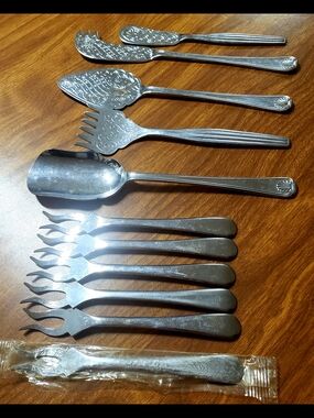 1970's Vintage Elegant Sheffield England Serving Utensils Set - Silver Plated